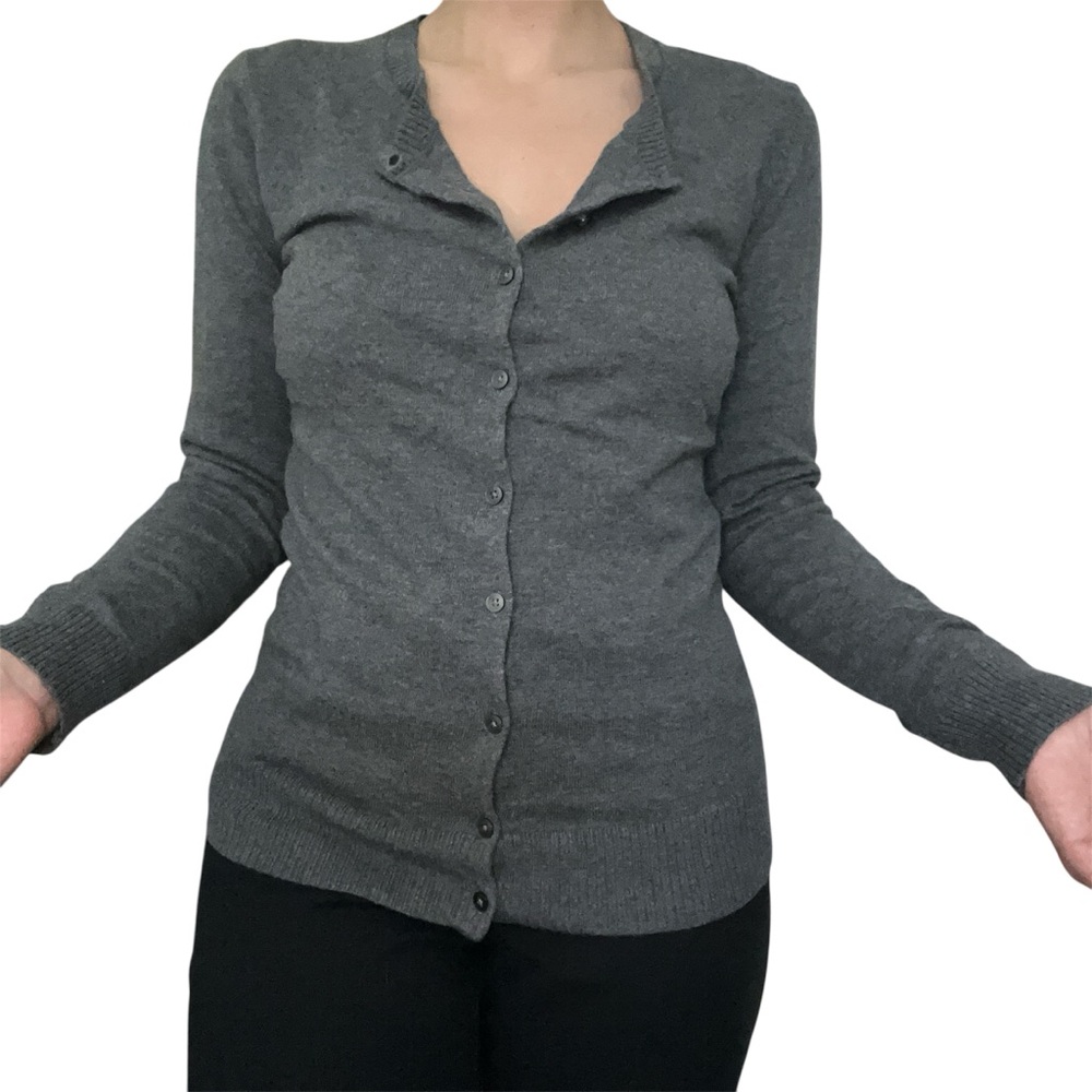 Button-Up Cardigan - Picture 3 of 4
